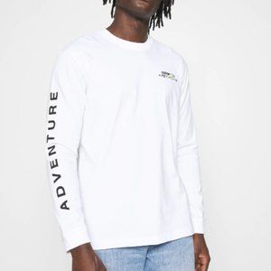 adidas Adventure Long Sleeve T-Shirt Size Medium